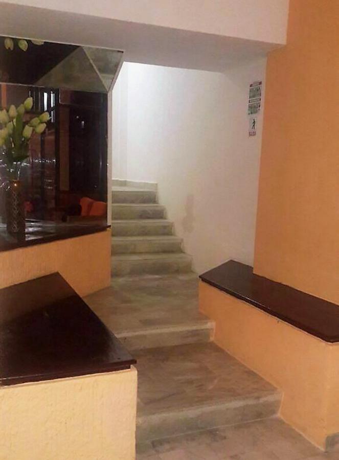 Hotel Versalles Suites Cancun Bagian luar foto
