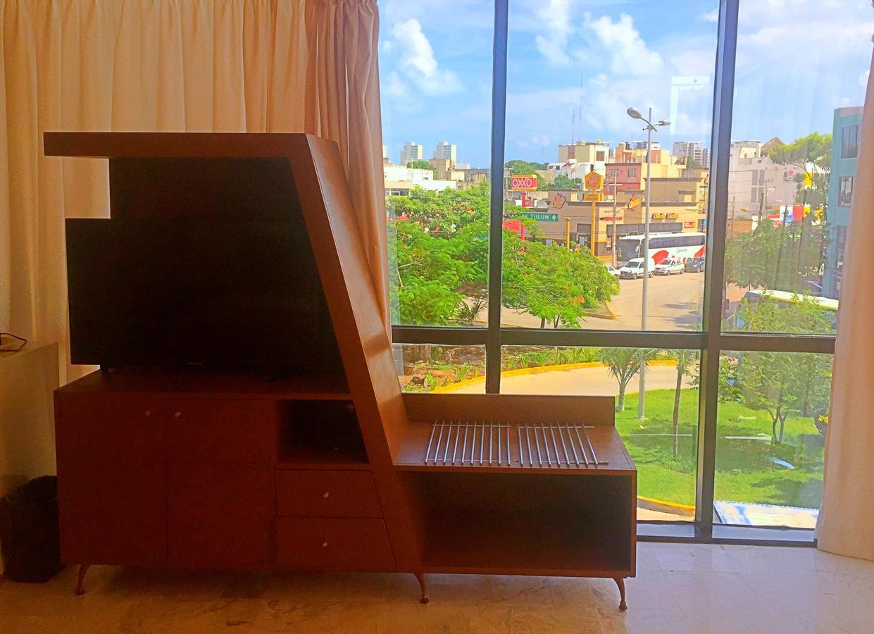 Hotel Versalles Suites Cancun Bagian luar foto