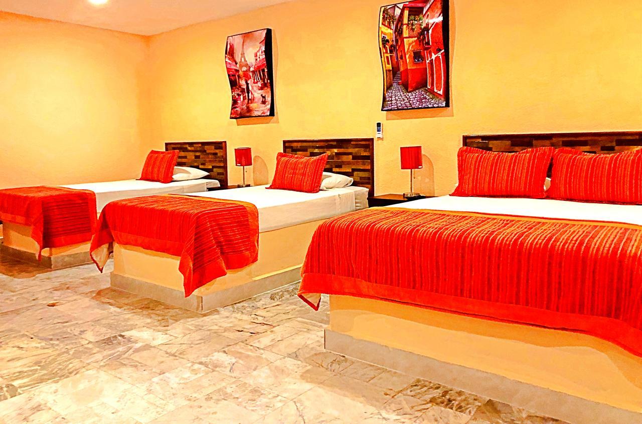 Hotel Versalles Suites Cancun Bagian luar foto