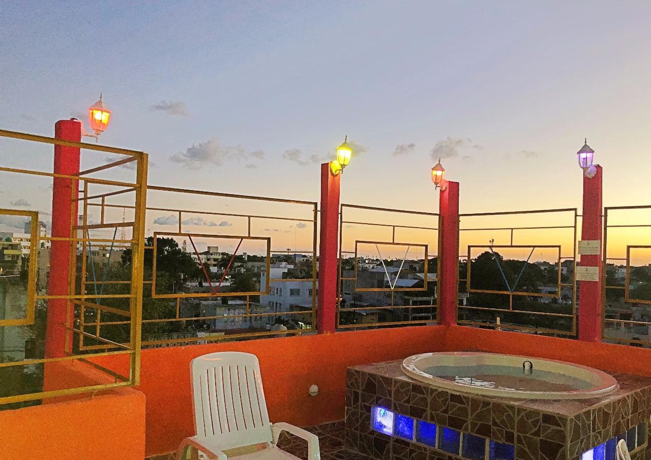 Hotel Versalles Suites Cancun Bagian luar foto
